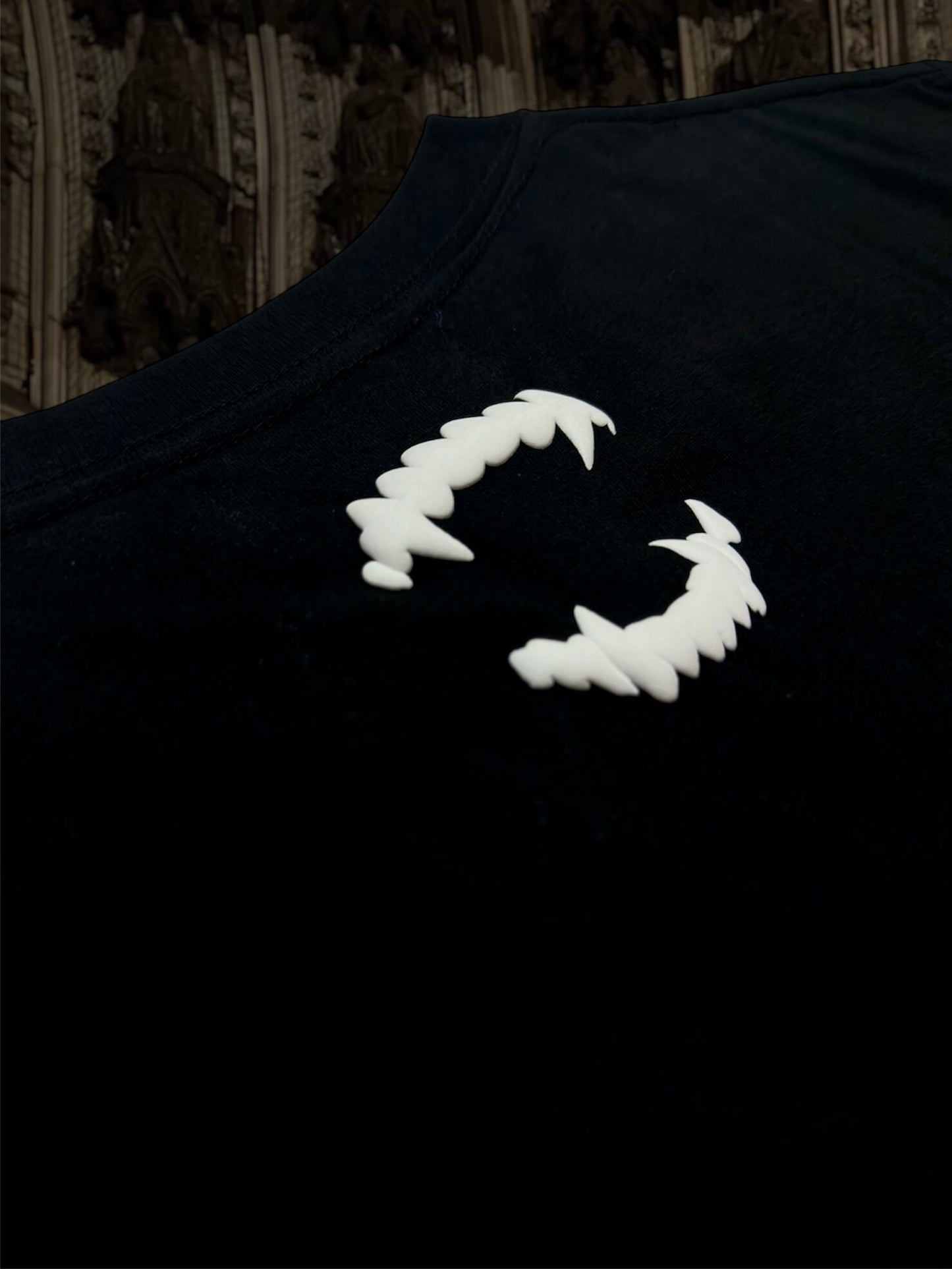 ANTIREOS T-SHIRT